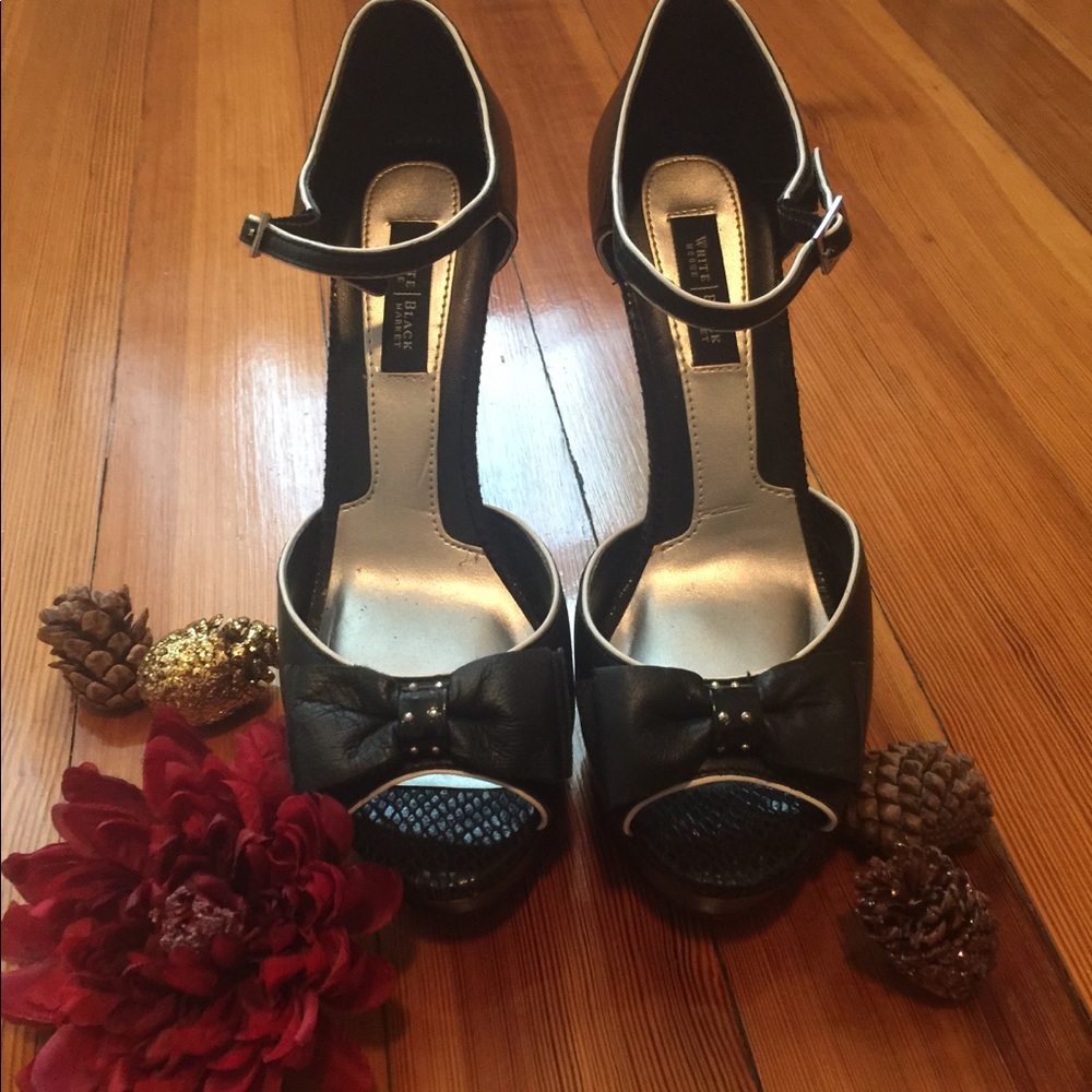 WHBM high heal, black shoes